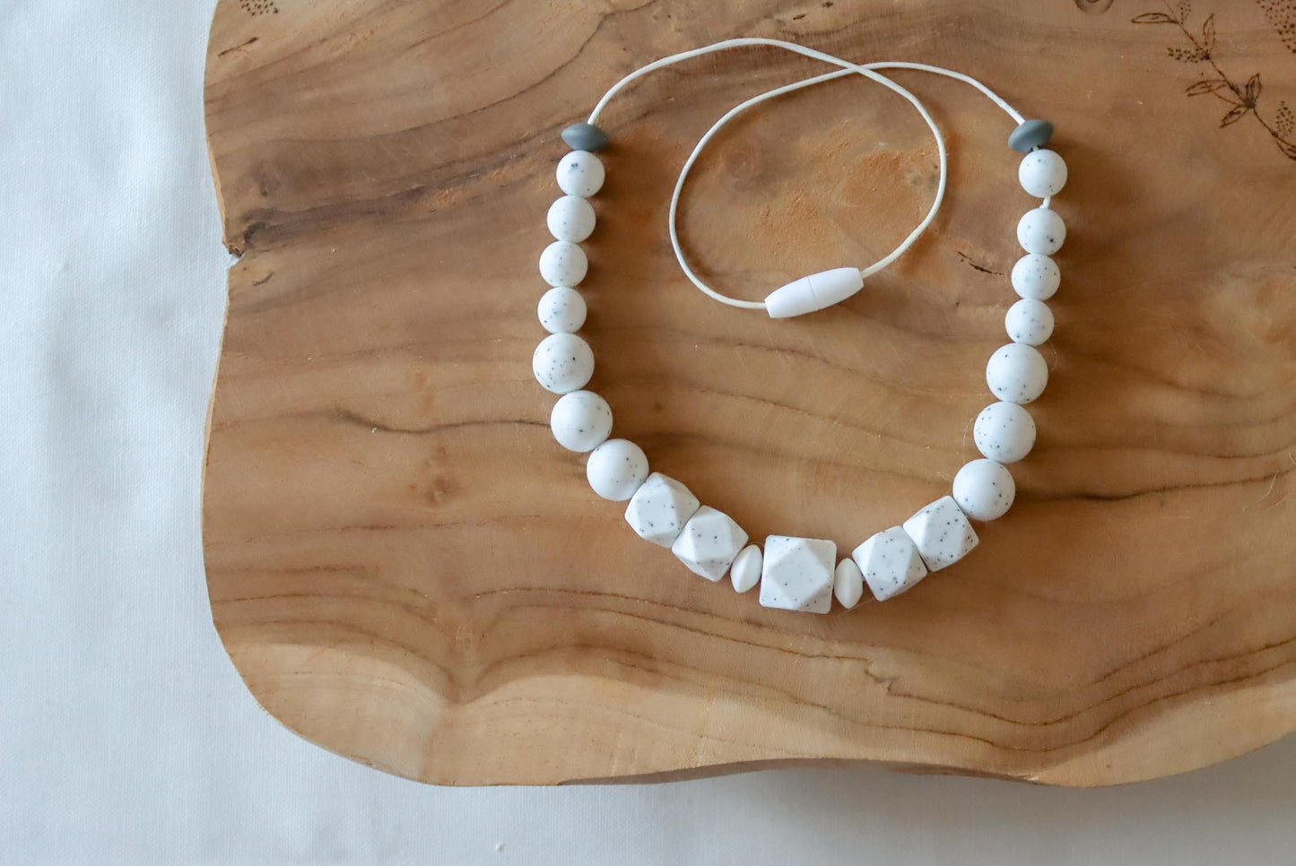 Collier d'allaitement - Modèle Chloé